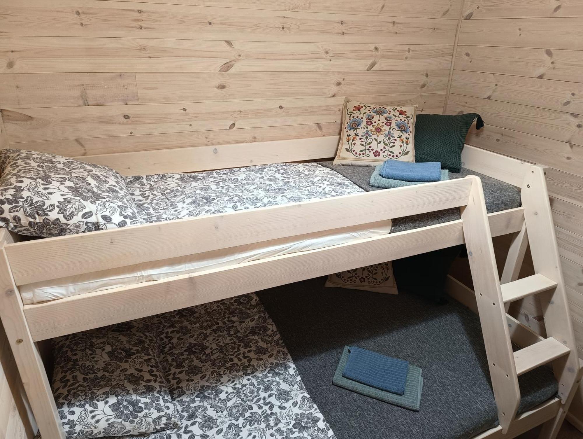 Domek Borsk Nad Samym Jeziorem المظهر الخارجي الصورة